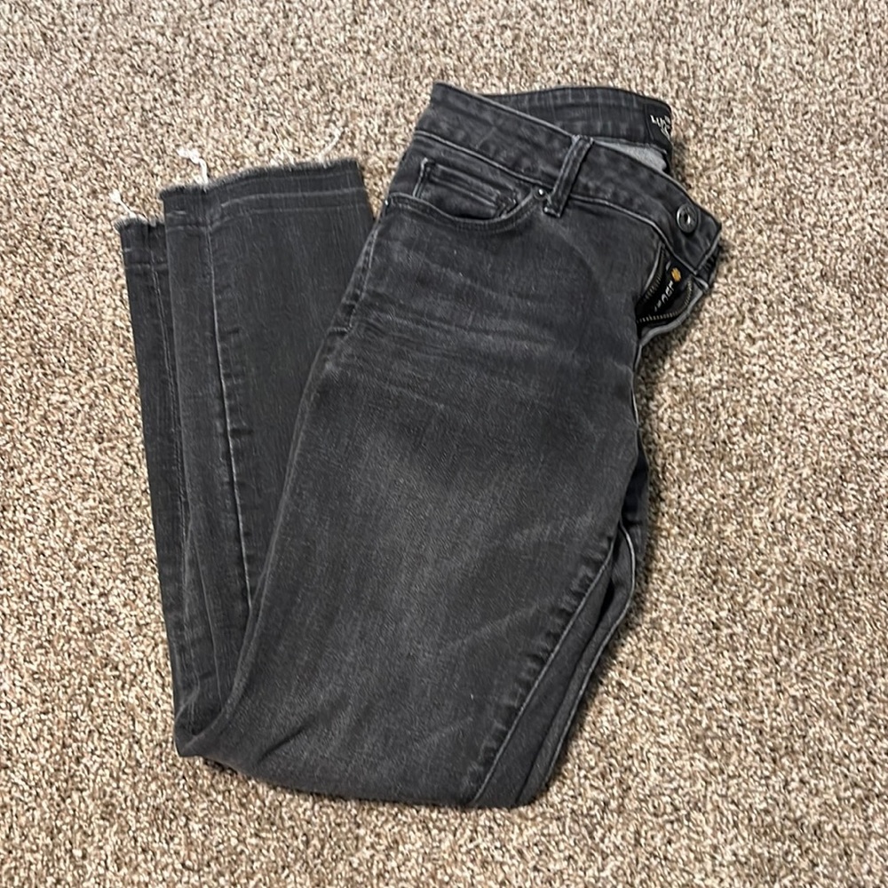 Lucky Brand skinny jeans distressed cropped